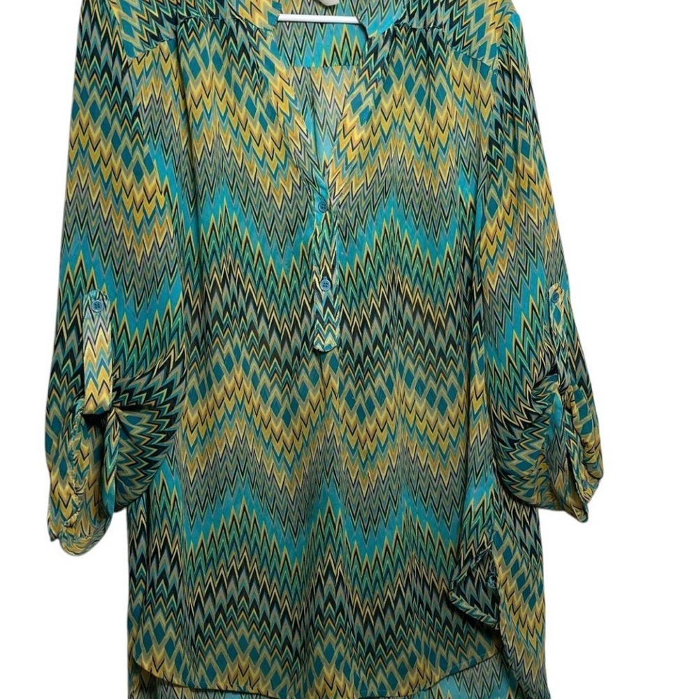 Chevron Patterned Women's Top - Green and Yellow